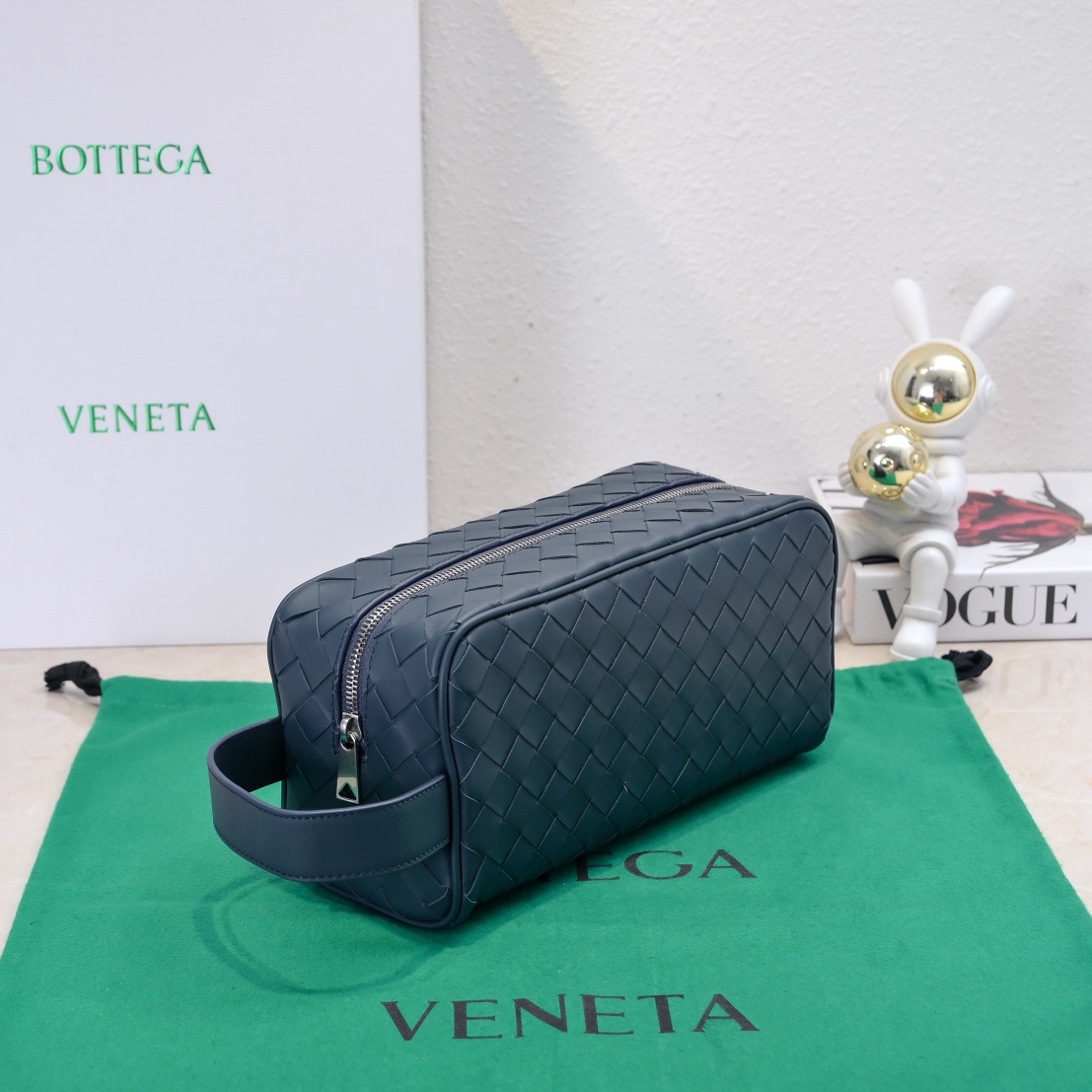 Bottega Veneta Cosmetic Bags